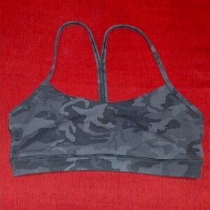 Lululemon flow Y bra black camouflage 10